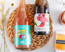 Load image into Gallery viewer, Natural & Organic Hamper with Orange Wine